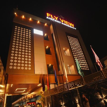Fly View Airport Residency Hotel Nedumbassery Eksteriør billede