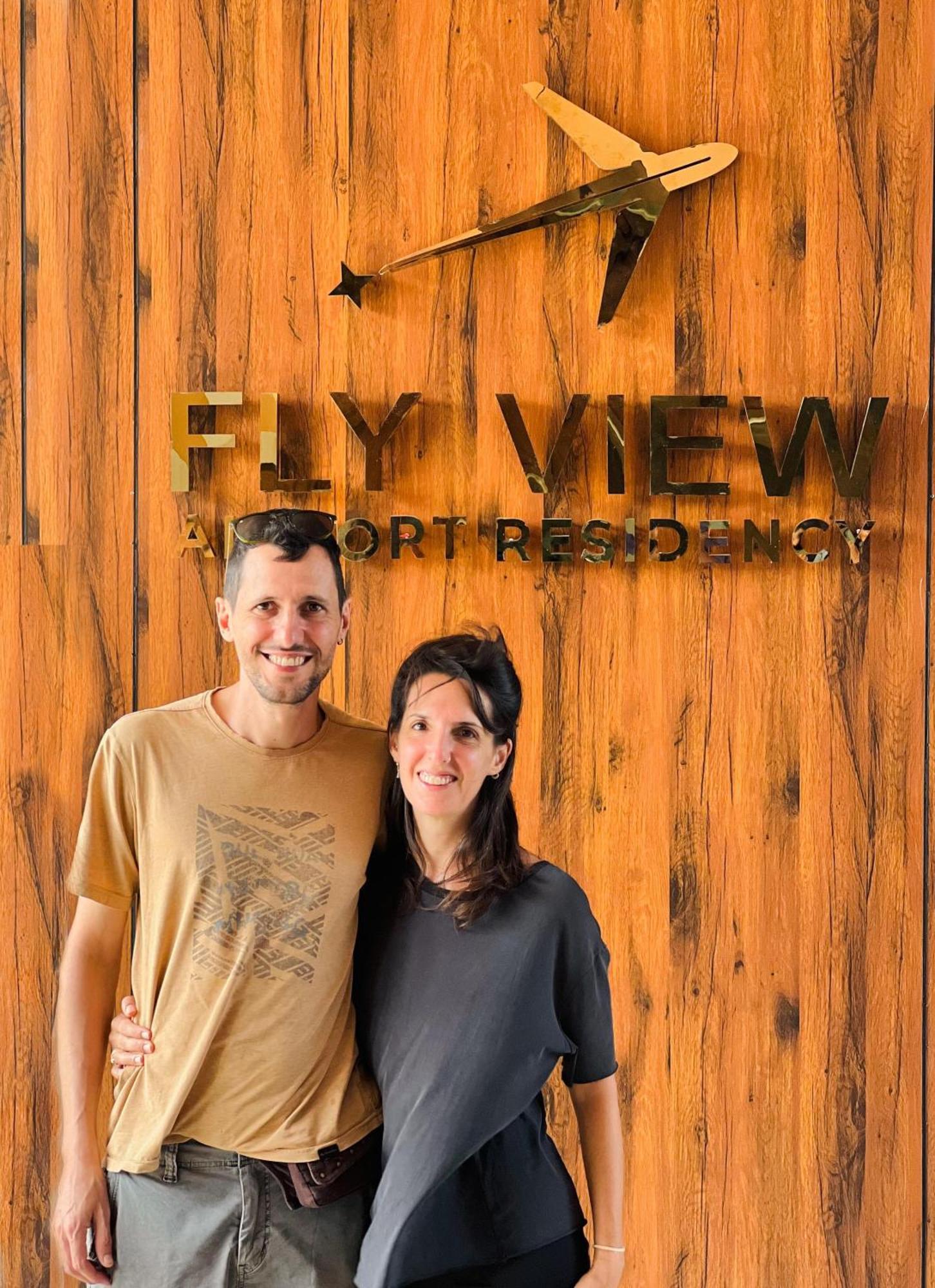 Fly View Airport Residency Hotel Nedumbassery Eksteriør billede